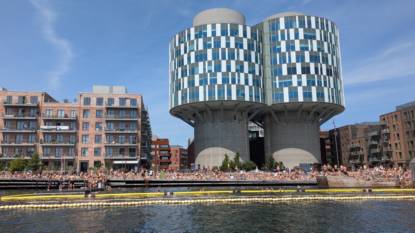Weird Buildings